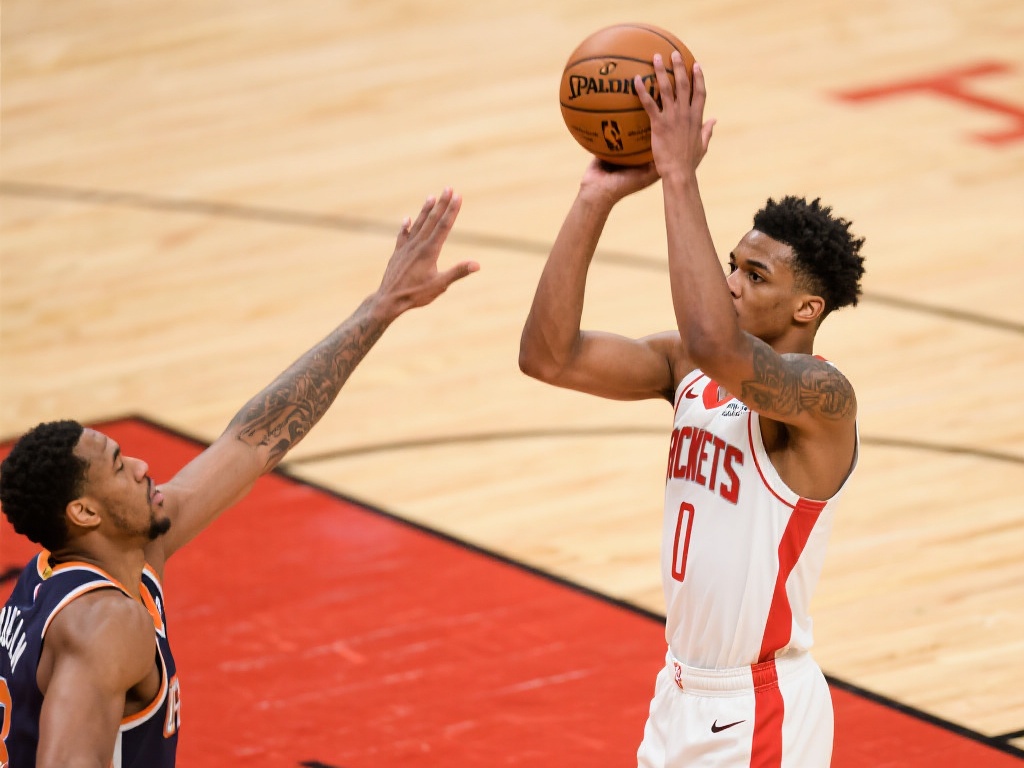 戈登精准助攻底角 小波特三分稳稳命中